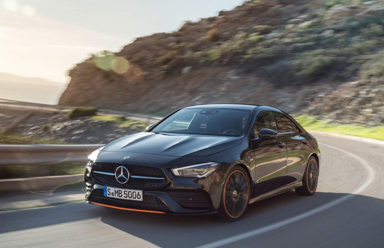 Las 10 mejores berlinas que llegan en 2019: Mondeo, Passat, 508 Hybrid, Superb…