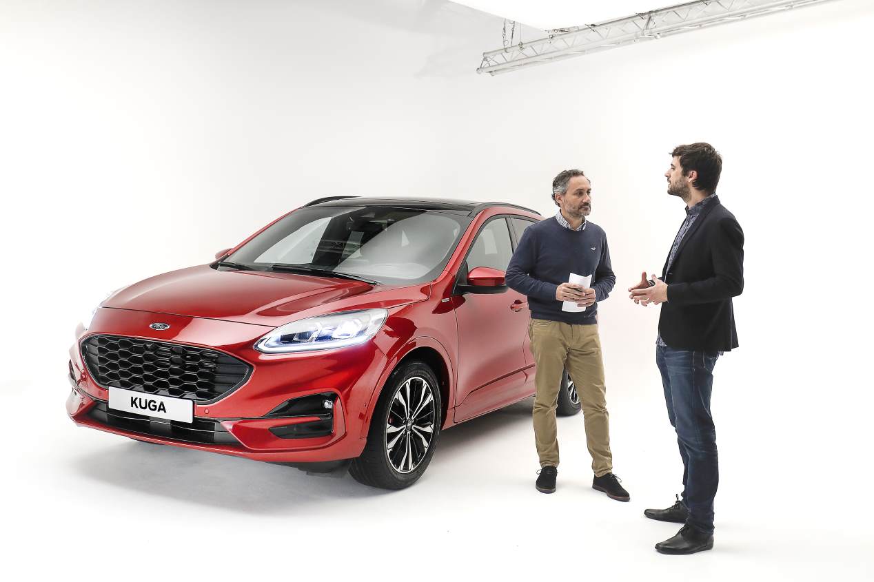 Ford Kuga 2019: datos y fotos oficiales del SUV, ahora también híbrido enchufable