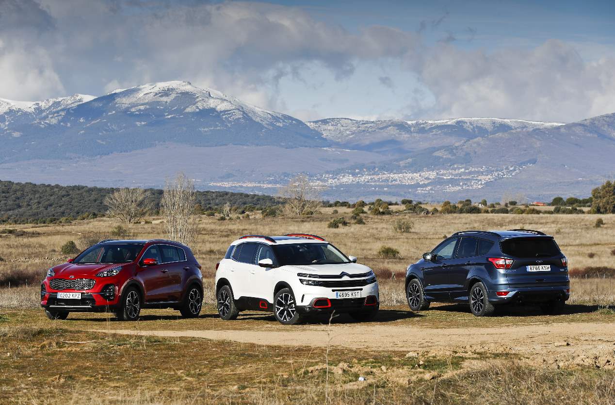 Citroën C5 Aircross, Ford Kuga y Kia Sportage: ¿qué SUV de gasolina es mejor?