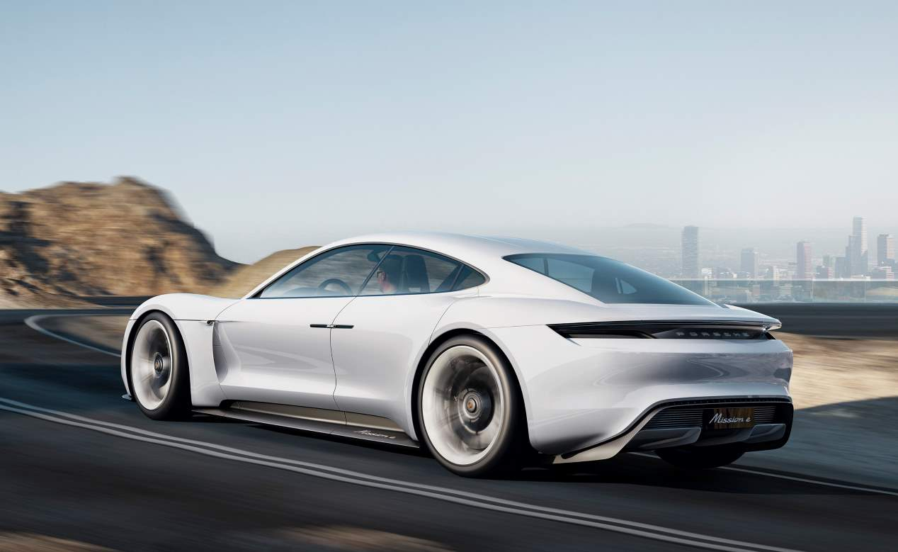 El Grupo VW lanzará 20 coches eléctricos en España: ID.3, el-Born, e-tron, Vision, Taycan…