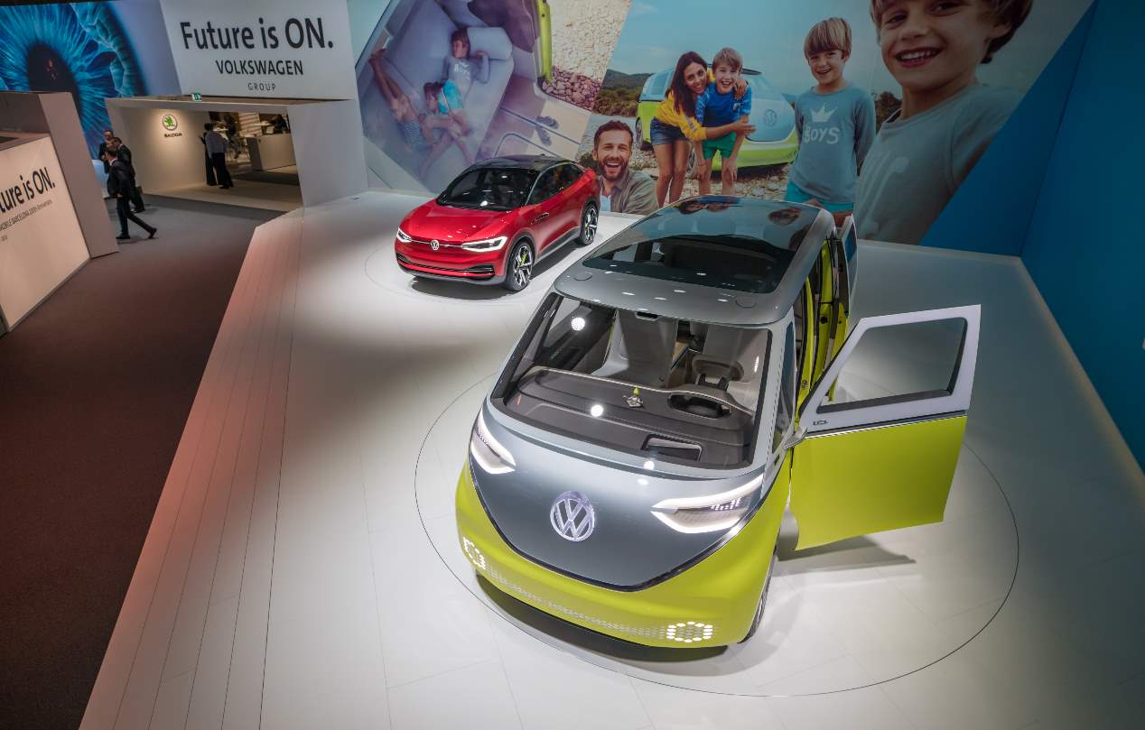 El Grupo VW lanzará 20 coches eléctricos en España: ID.3, el-Born, e-tron, Vision, Taycan…