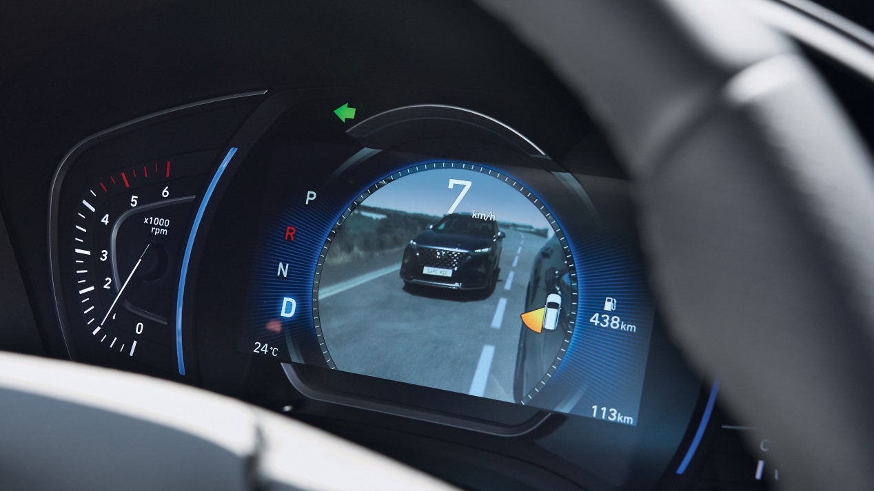Hyundai Santa Fe 2019: más equipamiento y seguridad para el SUV 