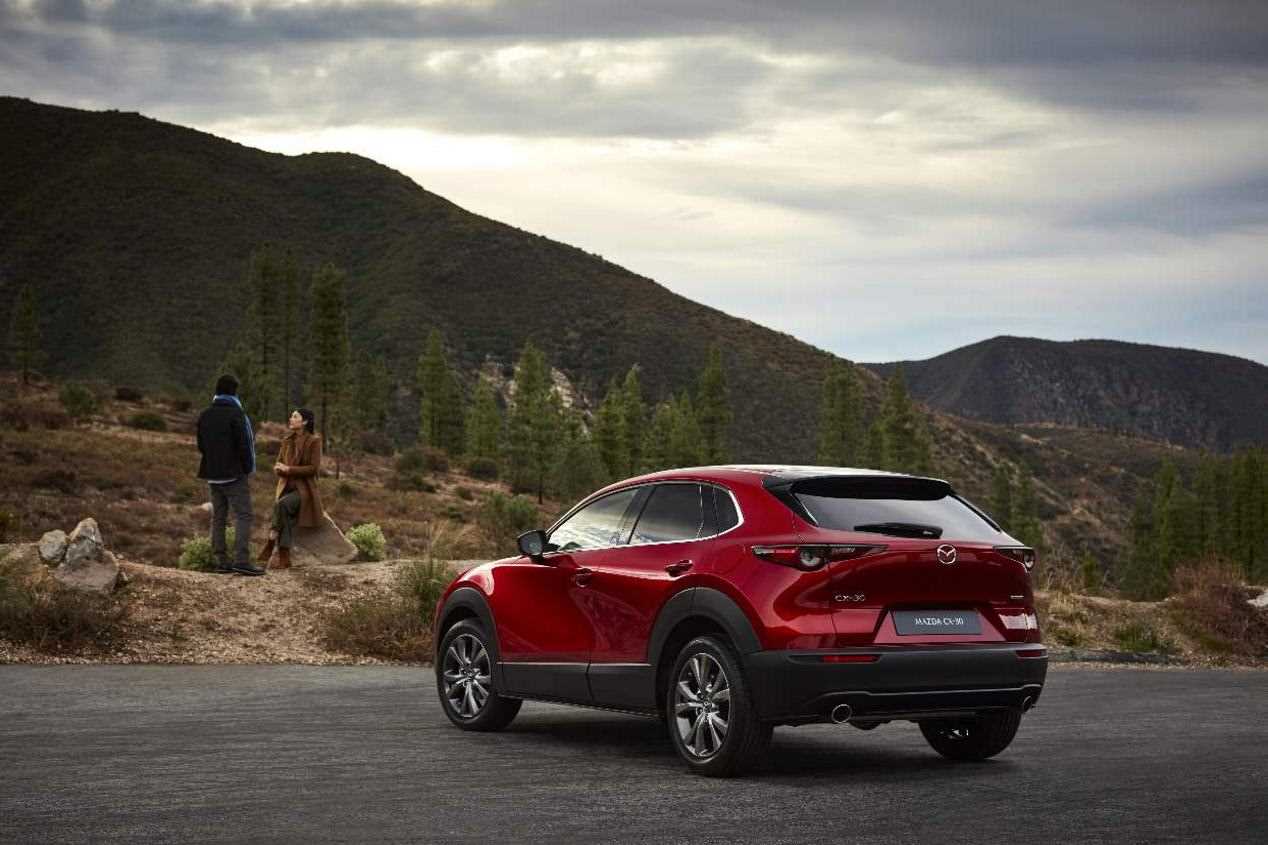 Kia Sportage Híbrido 48V vs Mazda CX-30 M Hybrid: nuevos SUV y tecnologías, ¿diésel o gasolina?