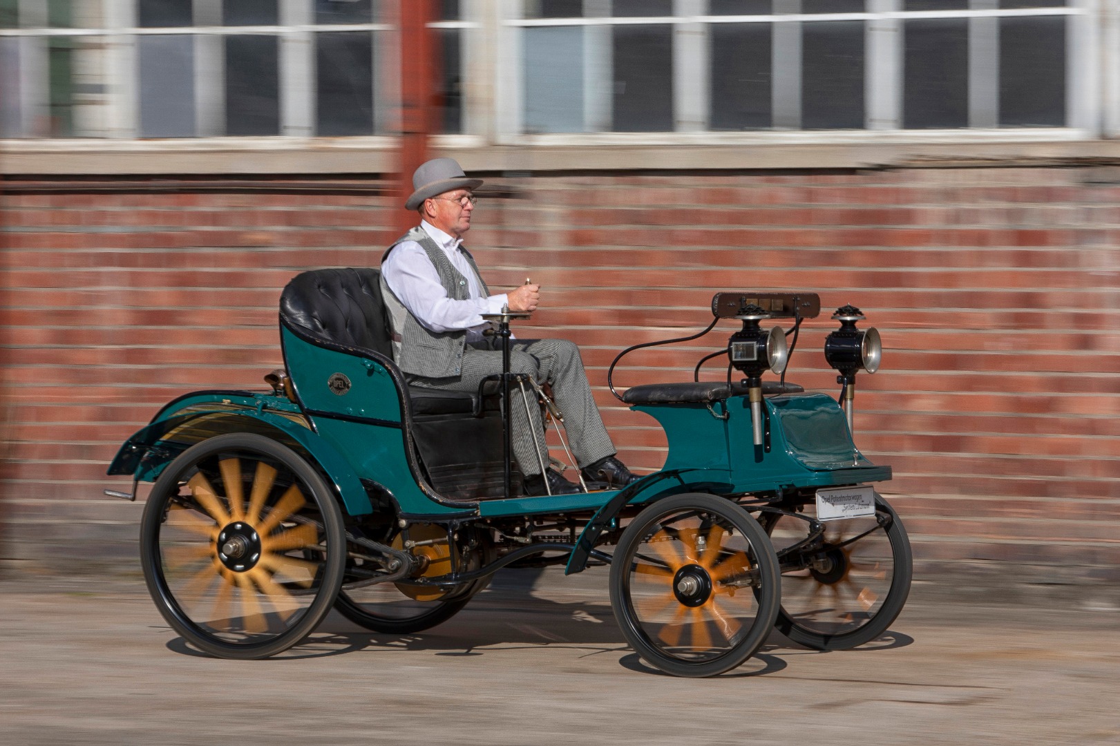 1899. Opel Patent Motorwagen
