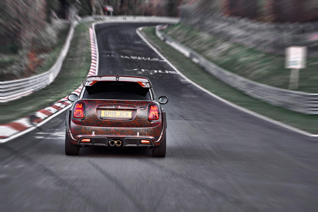 Mini John Cooper Works GP 2020: fotos y vídeo del nuevo pequeño deportivo