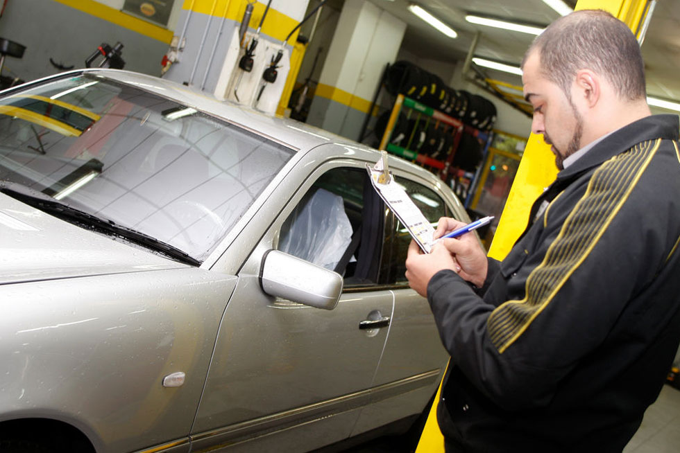 Todas las inspecciones de ITV que tienes que pasar a tu coche: cuándo y por qué