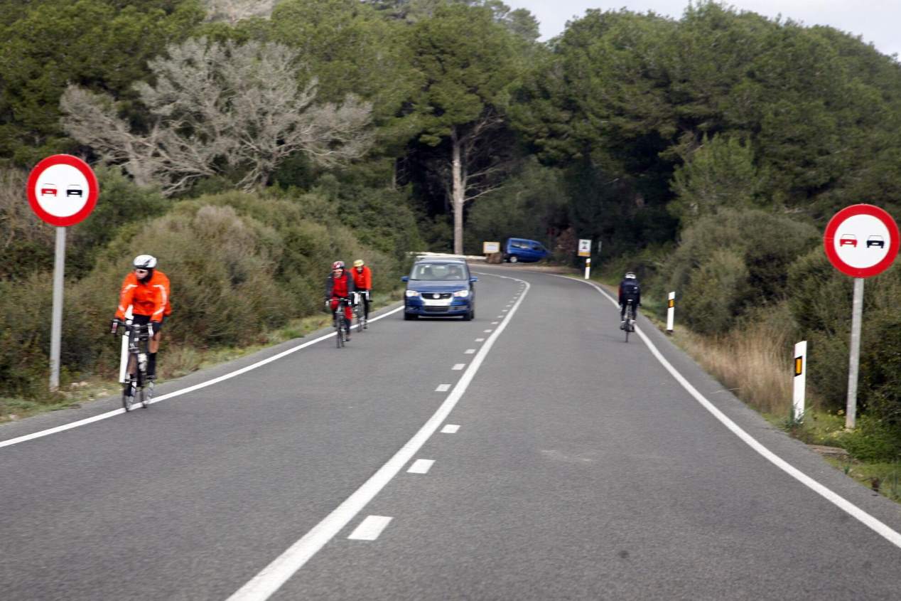 Todas las situaciones en las que SÍ puedes adelantar con continua…  y sin multa