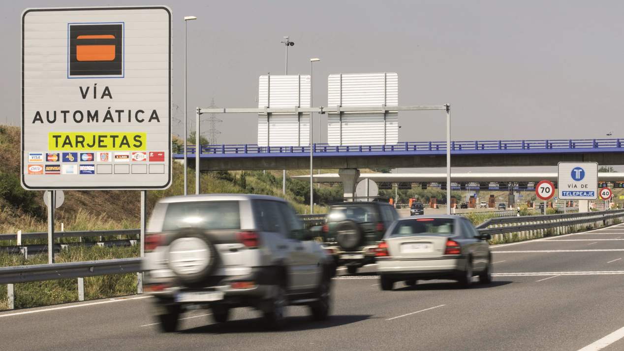 Pagar peaje para circular por autovías