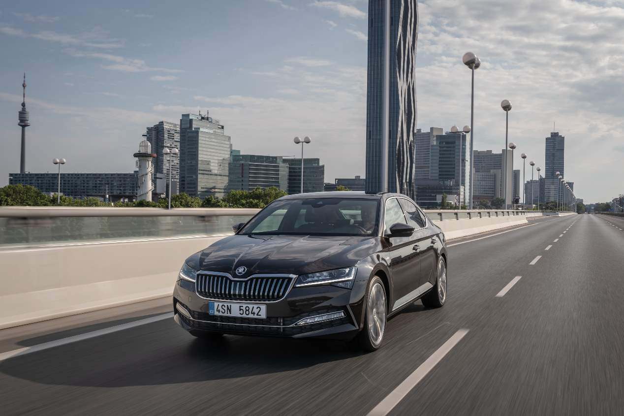 Todas las berlinas que llegan hasta final de año: Passat, Octavia, Insignia, Mondeo…