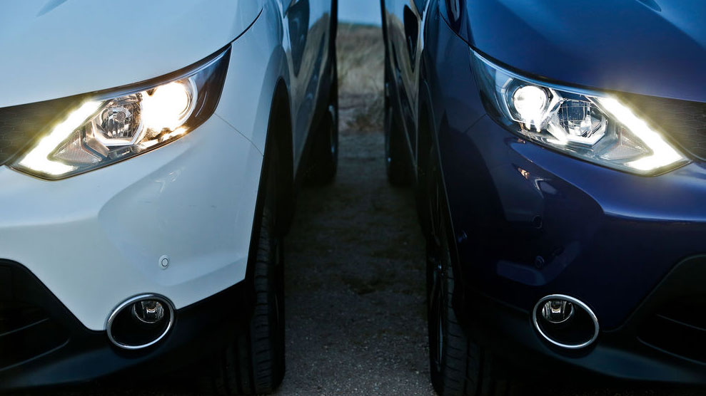 Las 10 claves de la DGT para evitar el deslumbramiento en los coches