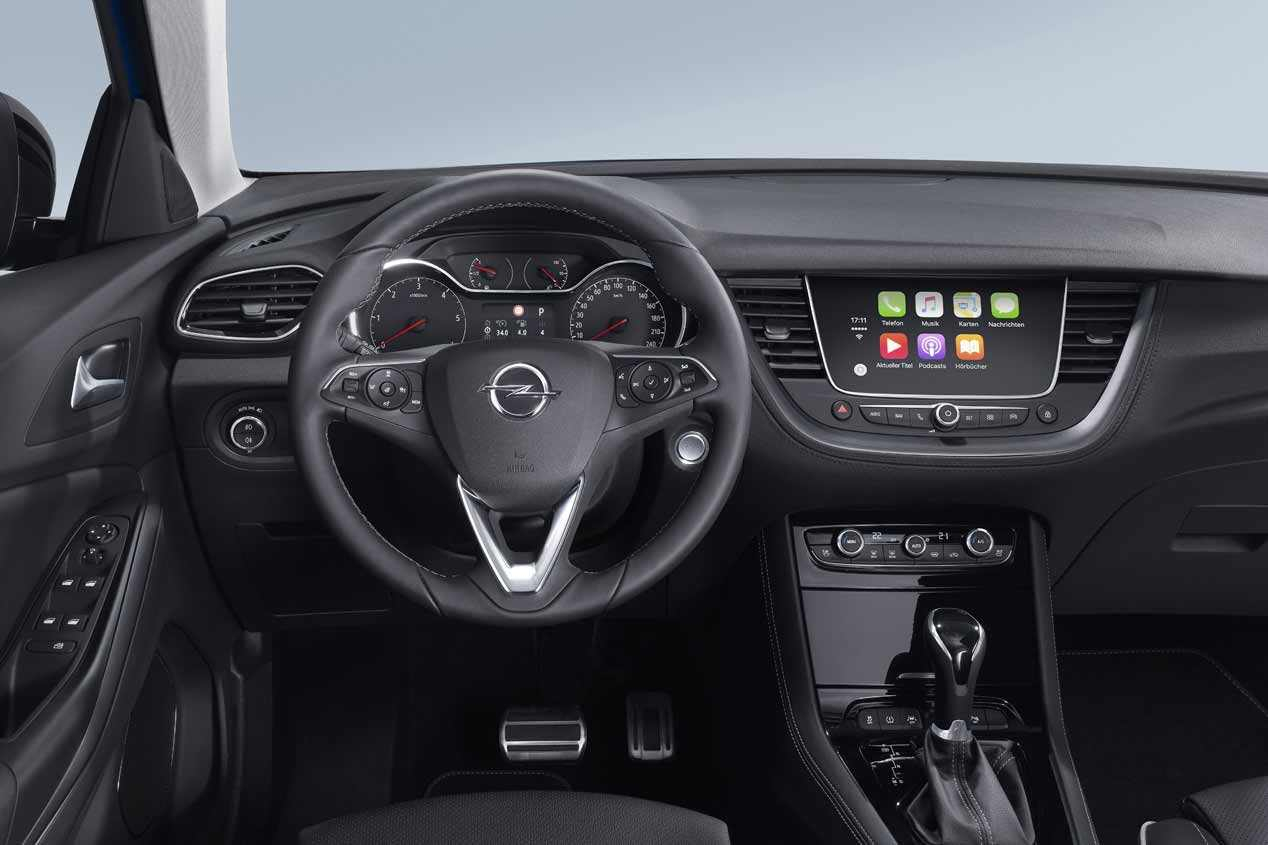 Duelo fratricida de nuevos SUV: Peugeot 2008 vs Opel Mokka 2020