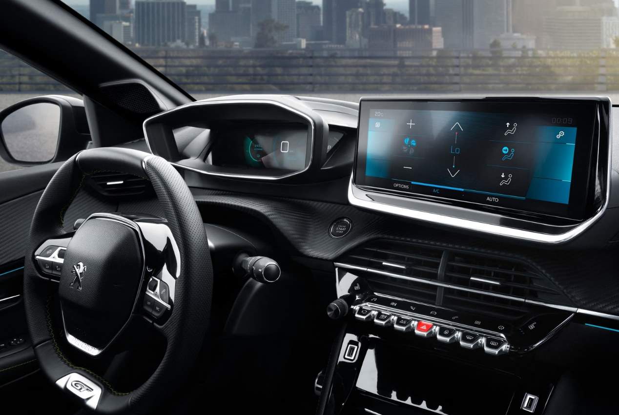 Duelo fratricida de nuevos SUV: Peugeot 2008 vs Opel Mokka 2020
