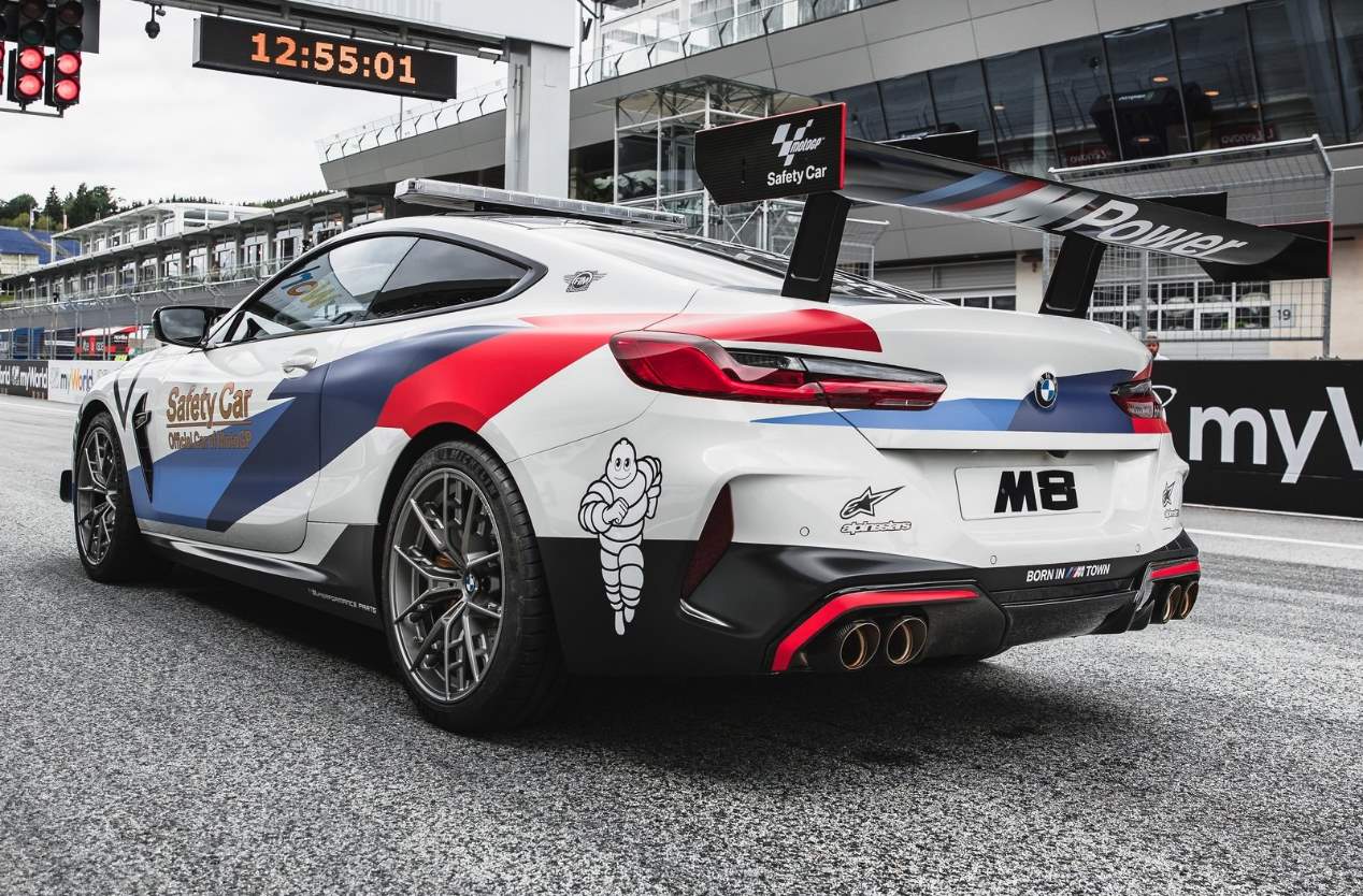 BMW M8 MotoGP Safety Car: el coche que “custodia