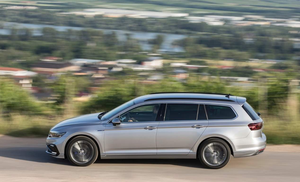 VW Passat GTE 2019: a la venta en Europa el nuevo híbrido enchufable, muy mejorado