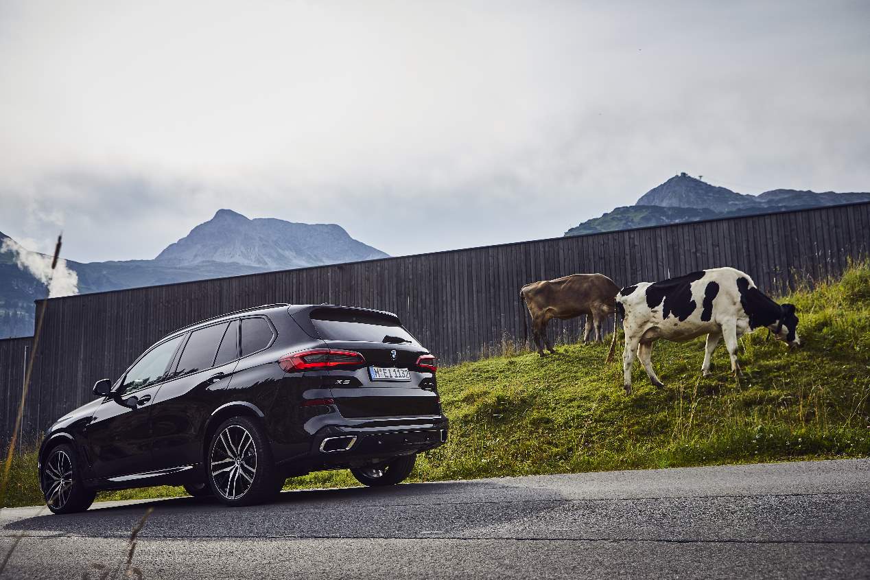 BMW X5 xDrive45e: los datos clave del nuevo SUV híbrido enchufable
