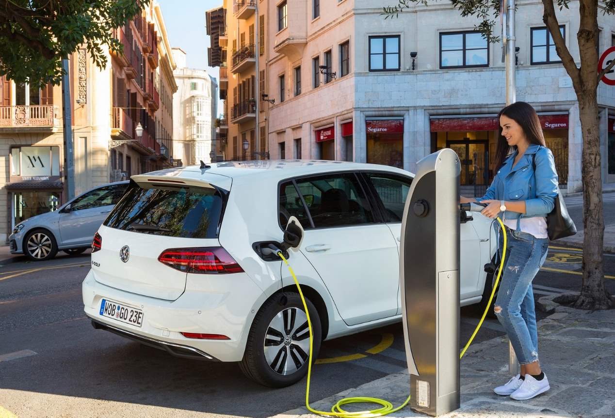 VW baja el precio del e-Golf ante la llegada del nuevo eléctrico ID.3
