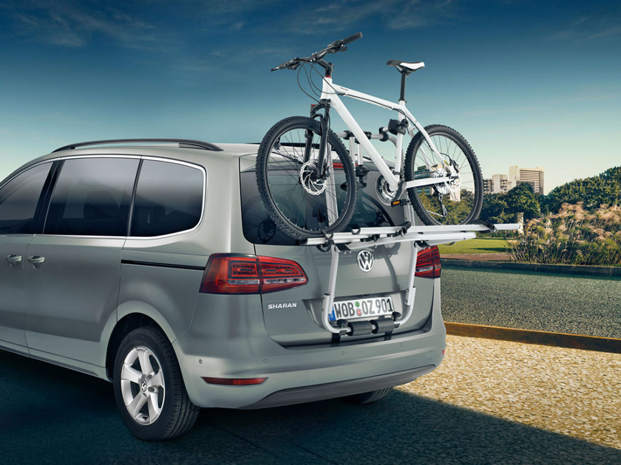 Multas de hasta 500 euros si no colocas así las bicicletas en el coche