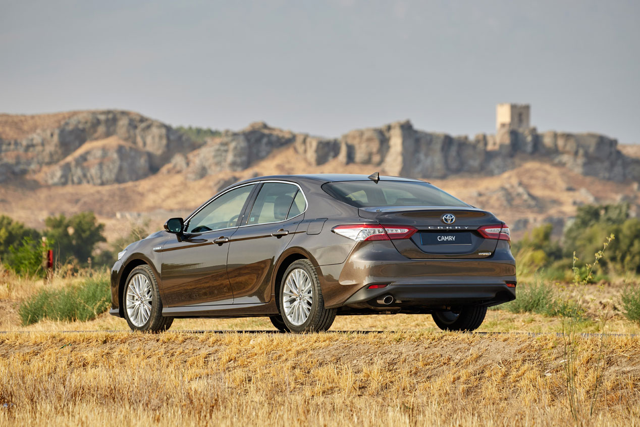 Toyota Camry 2019: primera prueba del nuevo híbrido