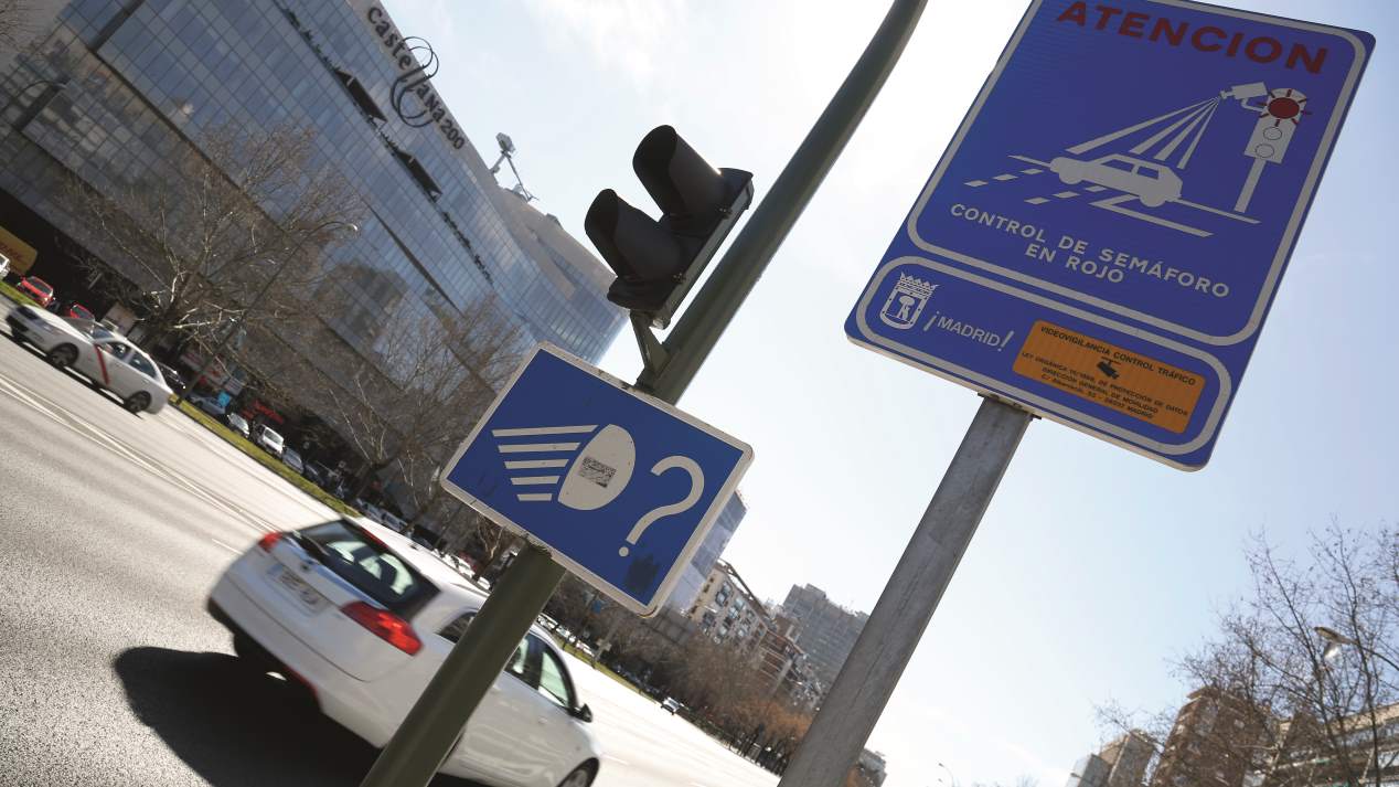 Multas de tráfico ilegales: cuando el automovilista tiene la razón