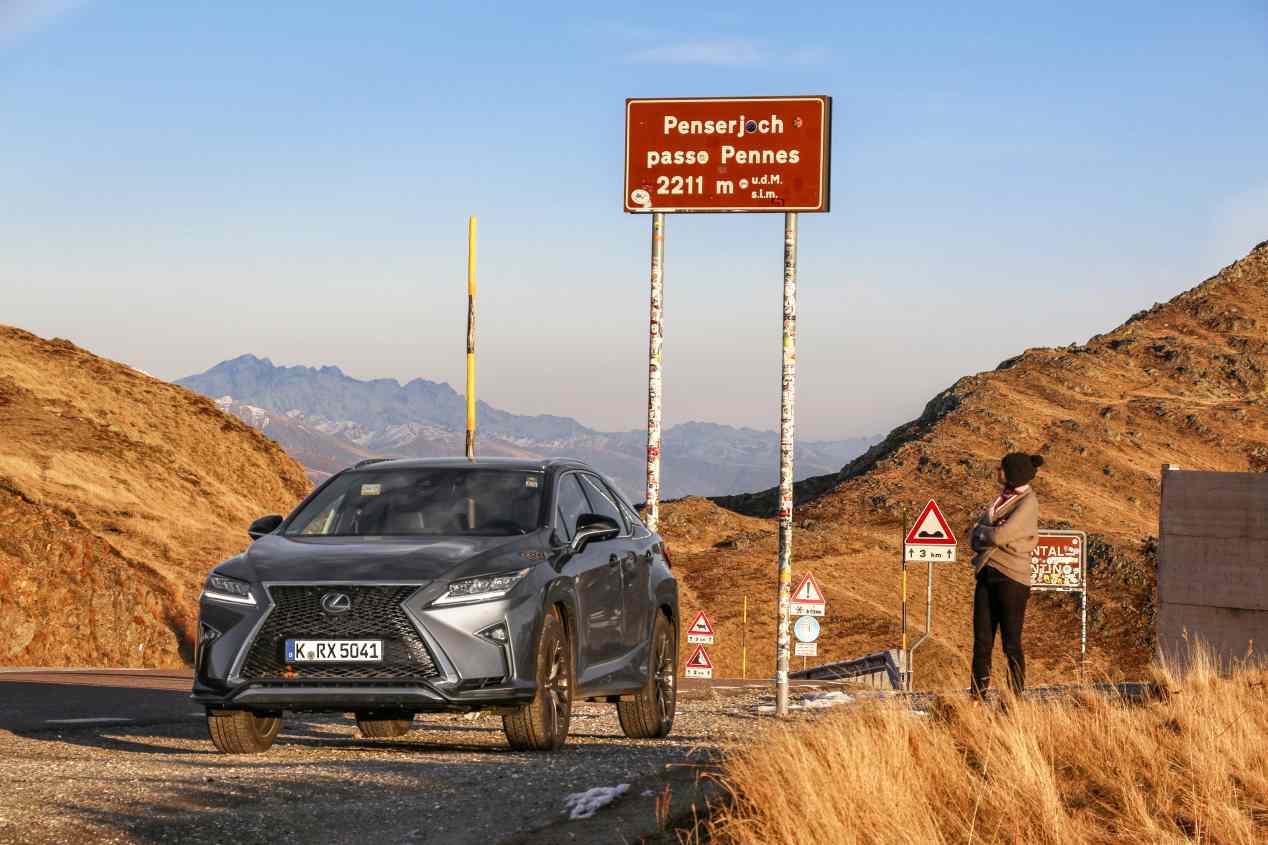 Lexus RX 450h: prueba de larga duración de 100.000 km al SUV híbrido