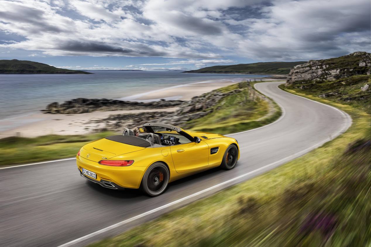 Mercedes-AMG GT S Roadster: nueva versión para el cabrio deportivo
