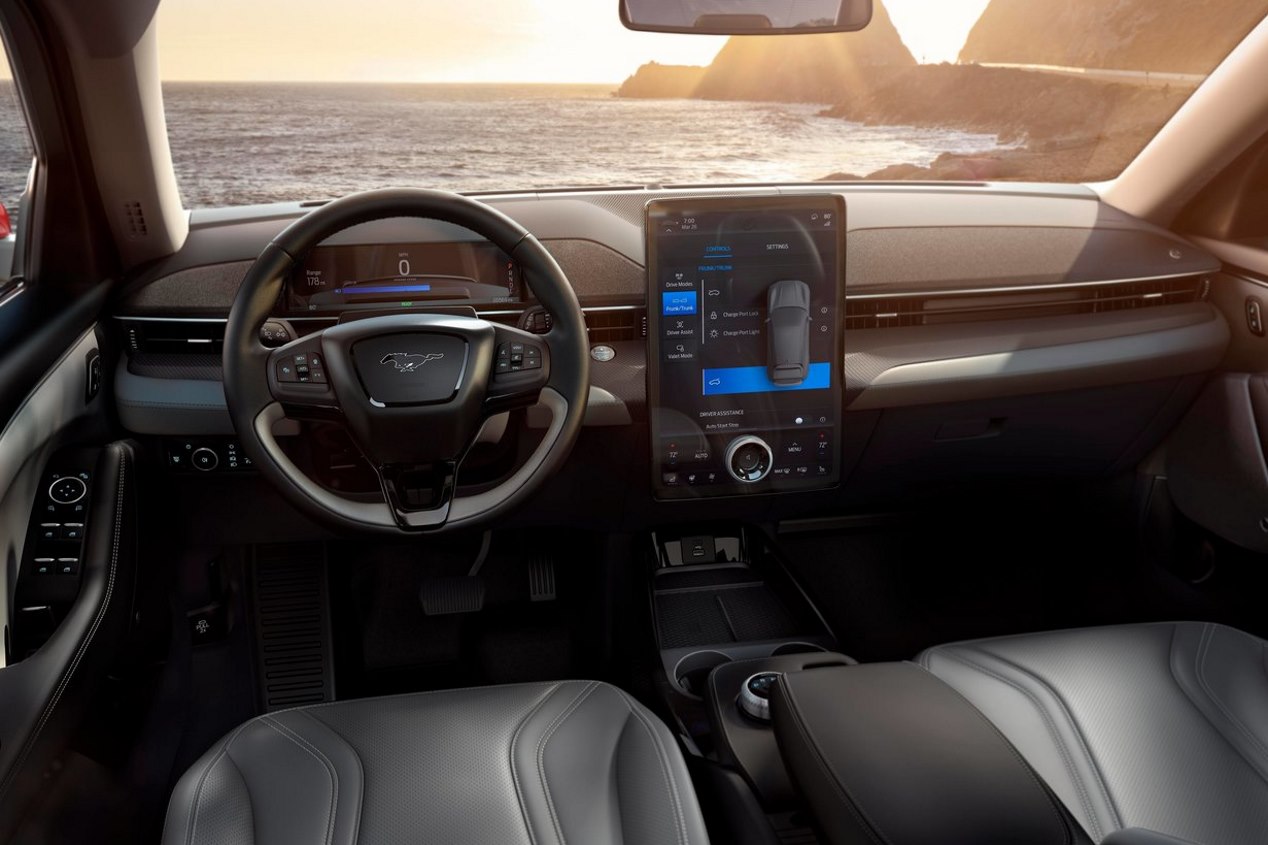 Ford Mustang Mach-E: así es el nuevo SUV eléctrico, en VÍDEO