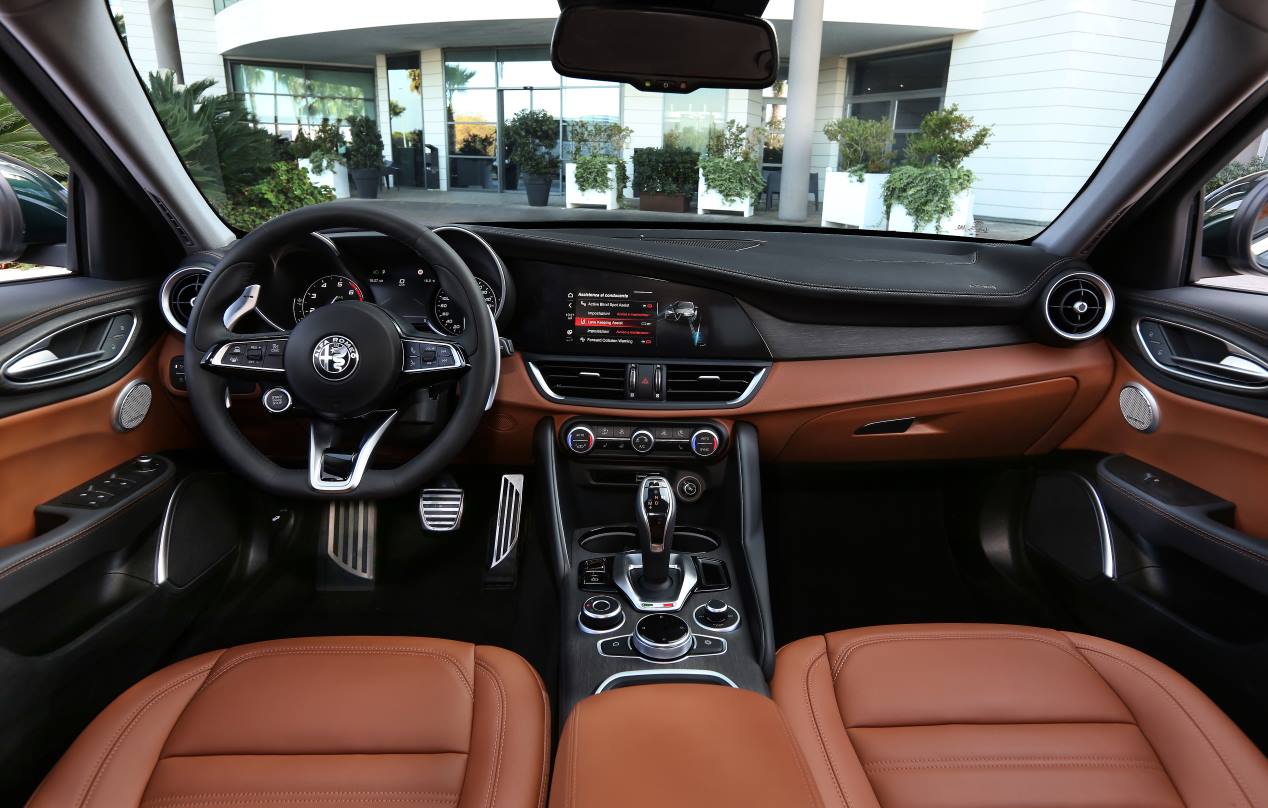 Alfa Romeo Giulia y Stelvio 2020