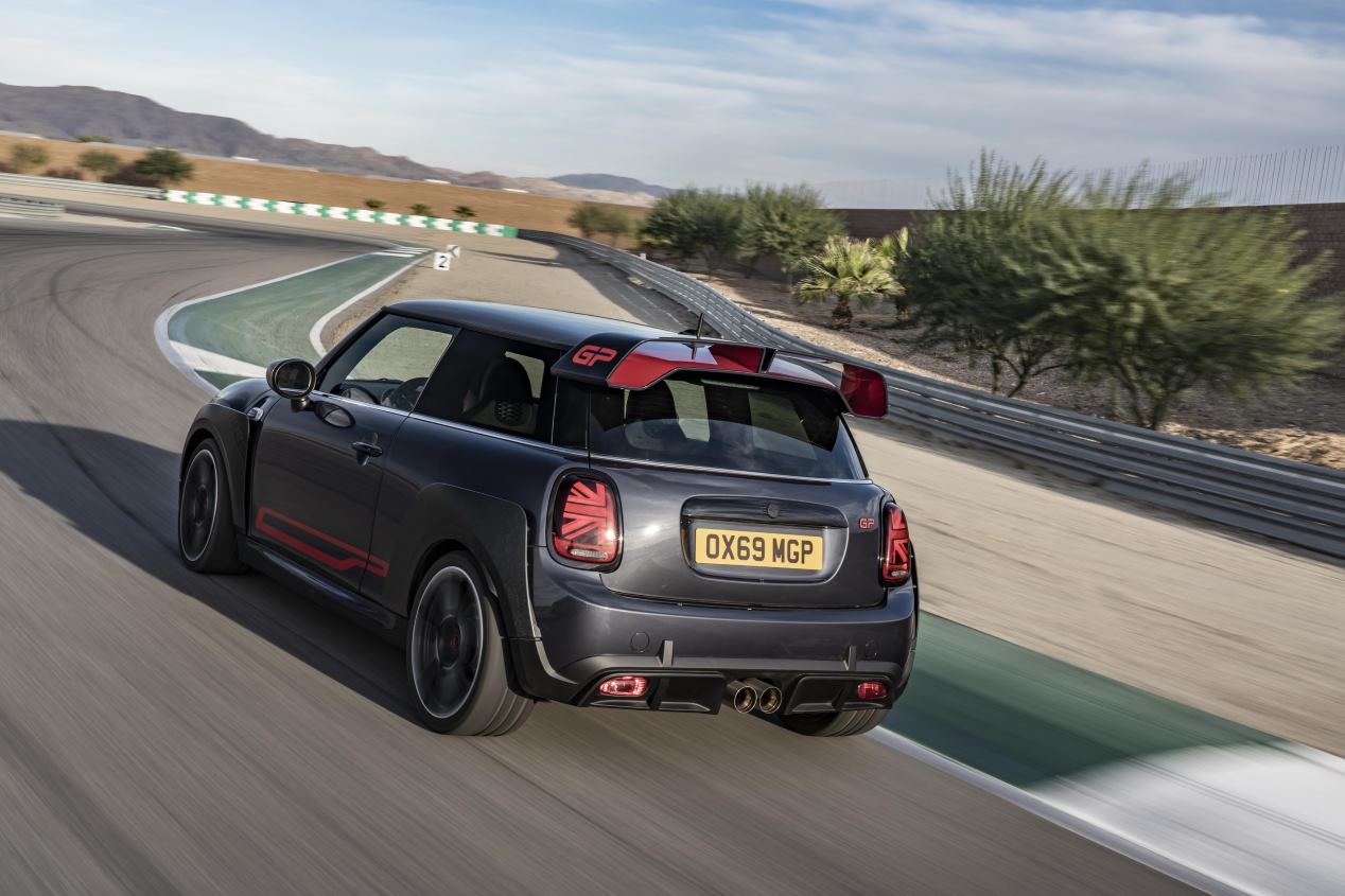 Mini John Cooper Works GP 2020: así es ya el Mini más rápido y potente