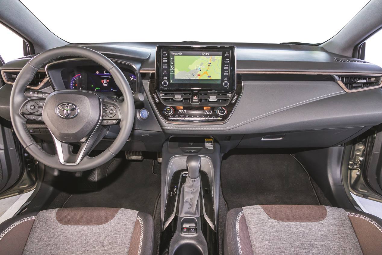 A prueba el Toyota Corolla Touring Sports Trek: familiar con toques SUV