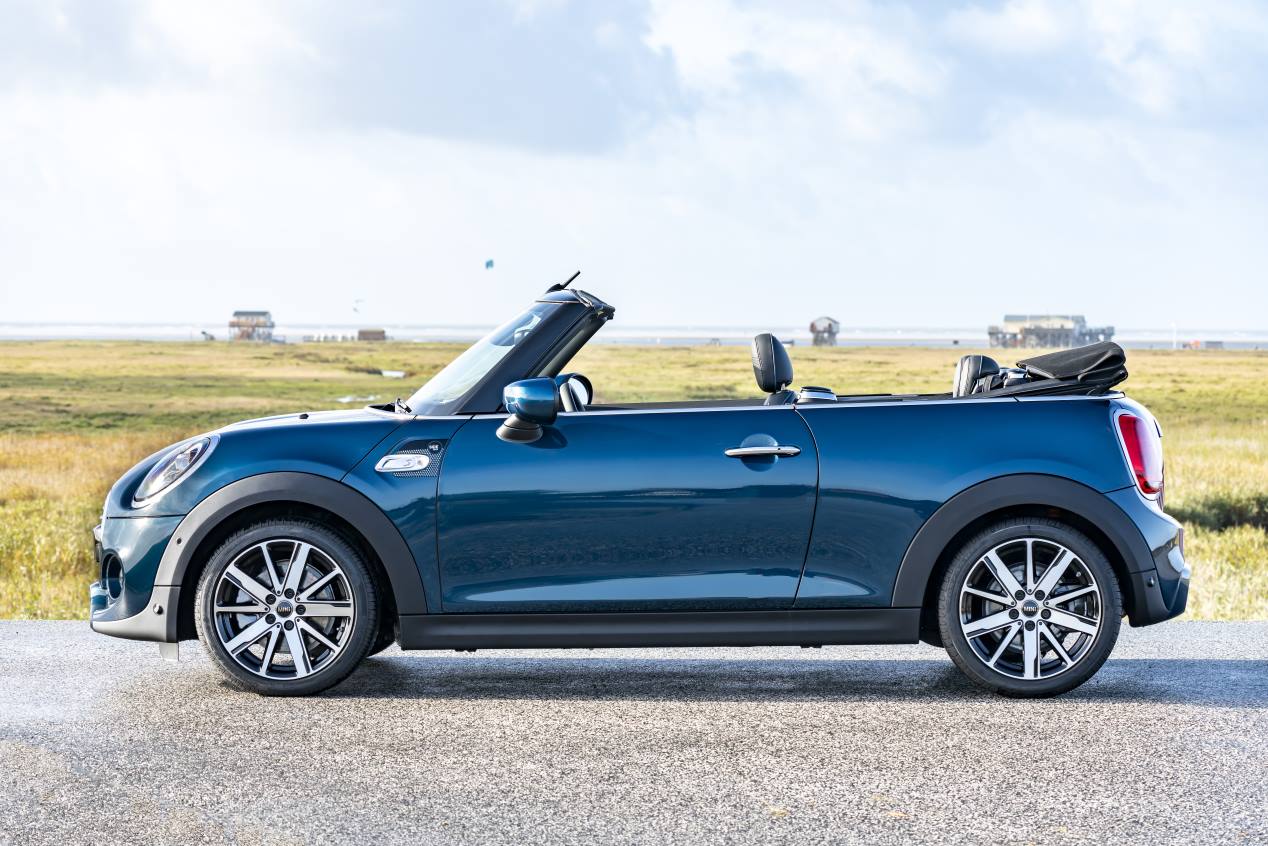 Mini Sidewalk Cabrio: un coche descapotable aún más chic