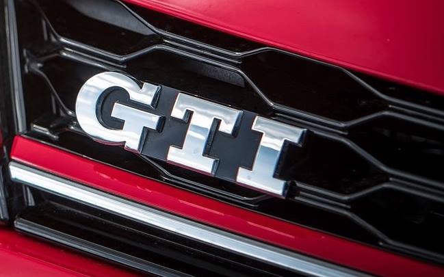 VW Golf GTI 2020: confirmado, el deportivo se estrena en marzo y así será