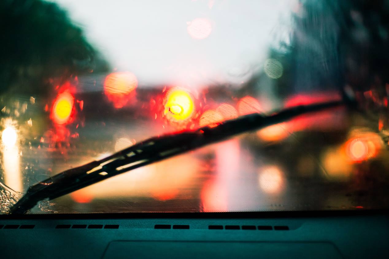 La DGT avisa de los riesgos de comprar y usar estas piezas para tu coche