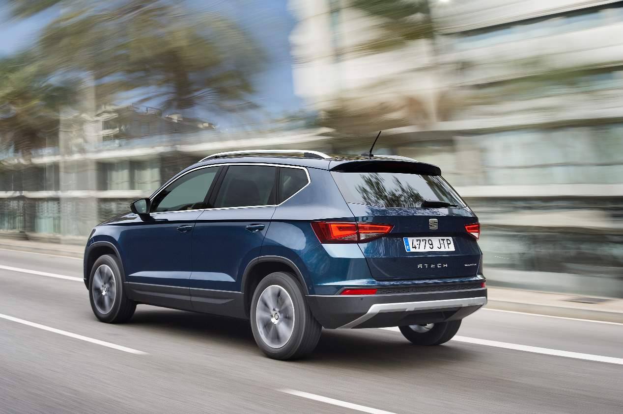 Los 10 coches más vendidos de este 2020… donde siguen cayendo las ventas