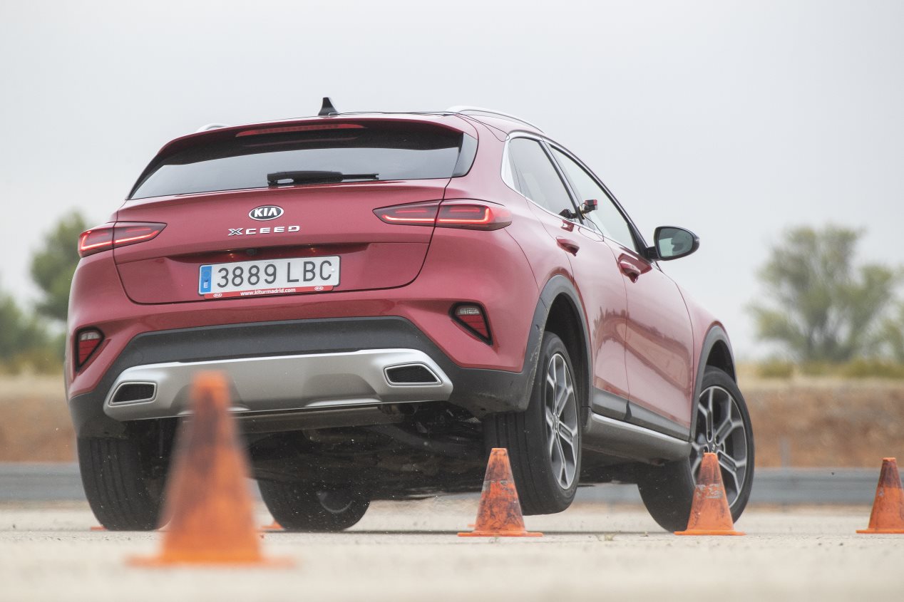 ¿El SUV más seguro? Test en pista: CX-30, Q2, X1, C-HR, XCeed, T-Roc, DS 3, HR-v y UX