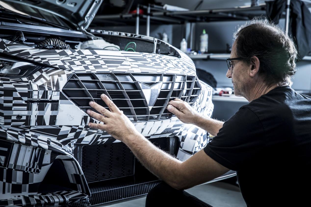 El nuevo Cupra León Competición, fabricado con piezas impresas en 3D (vídeo y fotos)