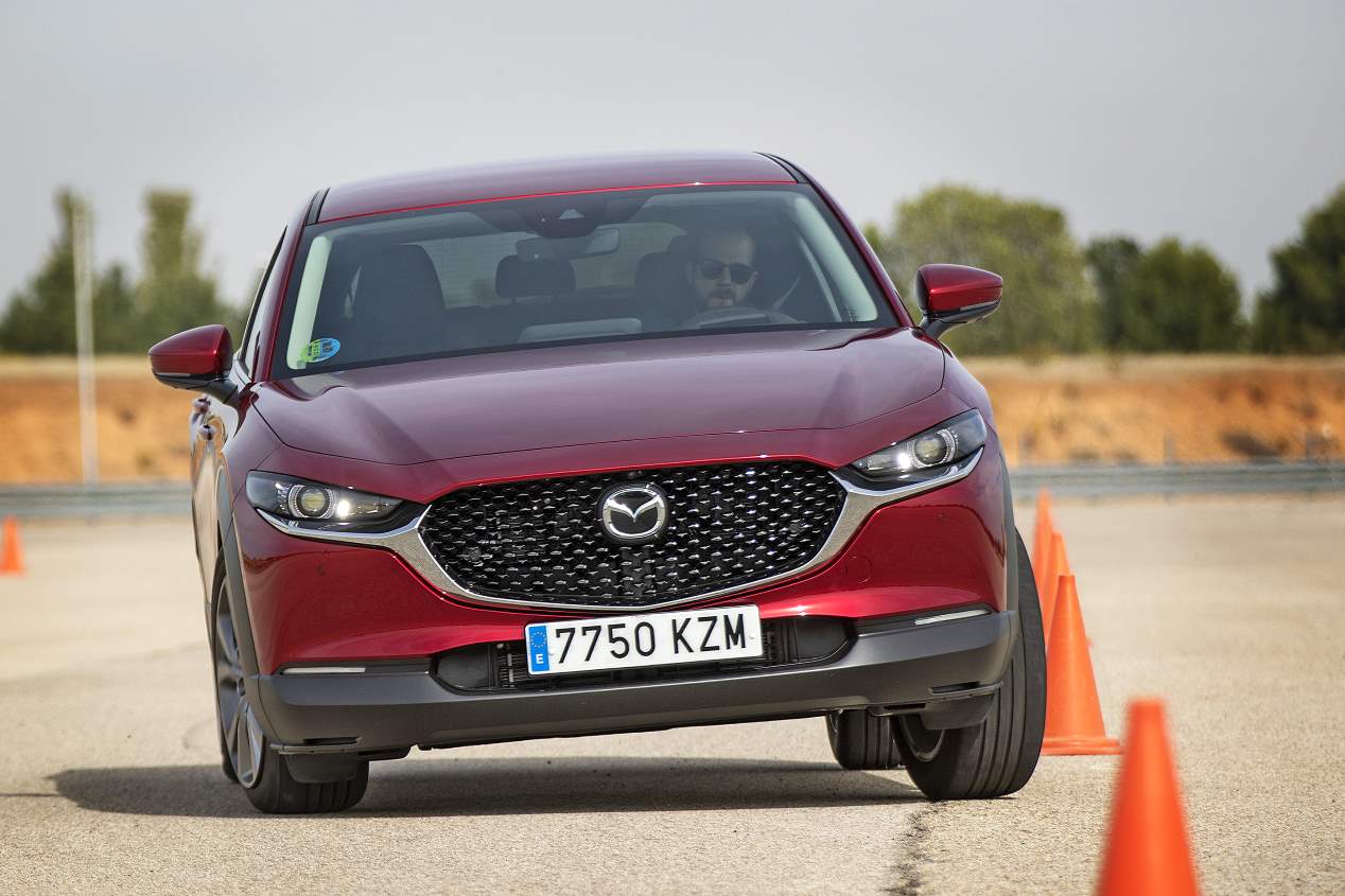 Mazda CX-30, Kia XCeed y Toyota C-HR: ¿cuál es mejor SUV? ¿Híbrido, micro-híbrido o gasolina?