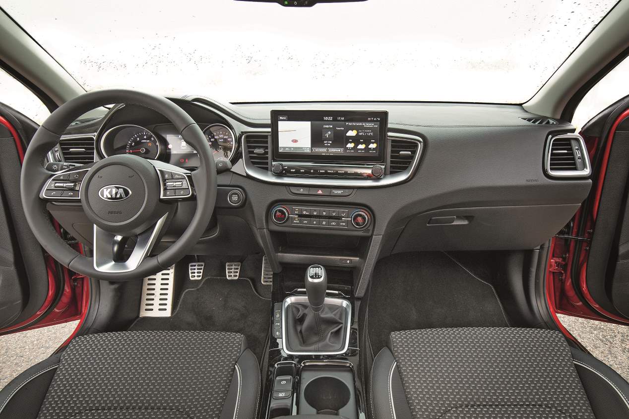Mazda CX-30, Kia XCeed y Toyota C-HR: ¿cuál es mejor SUV? ¿Híbrido, micro-híbrido o gasolina?