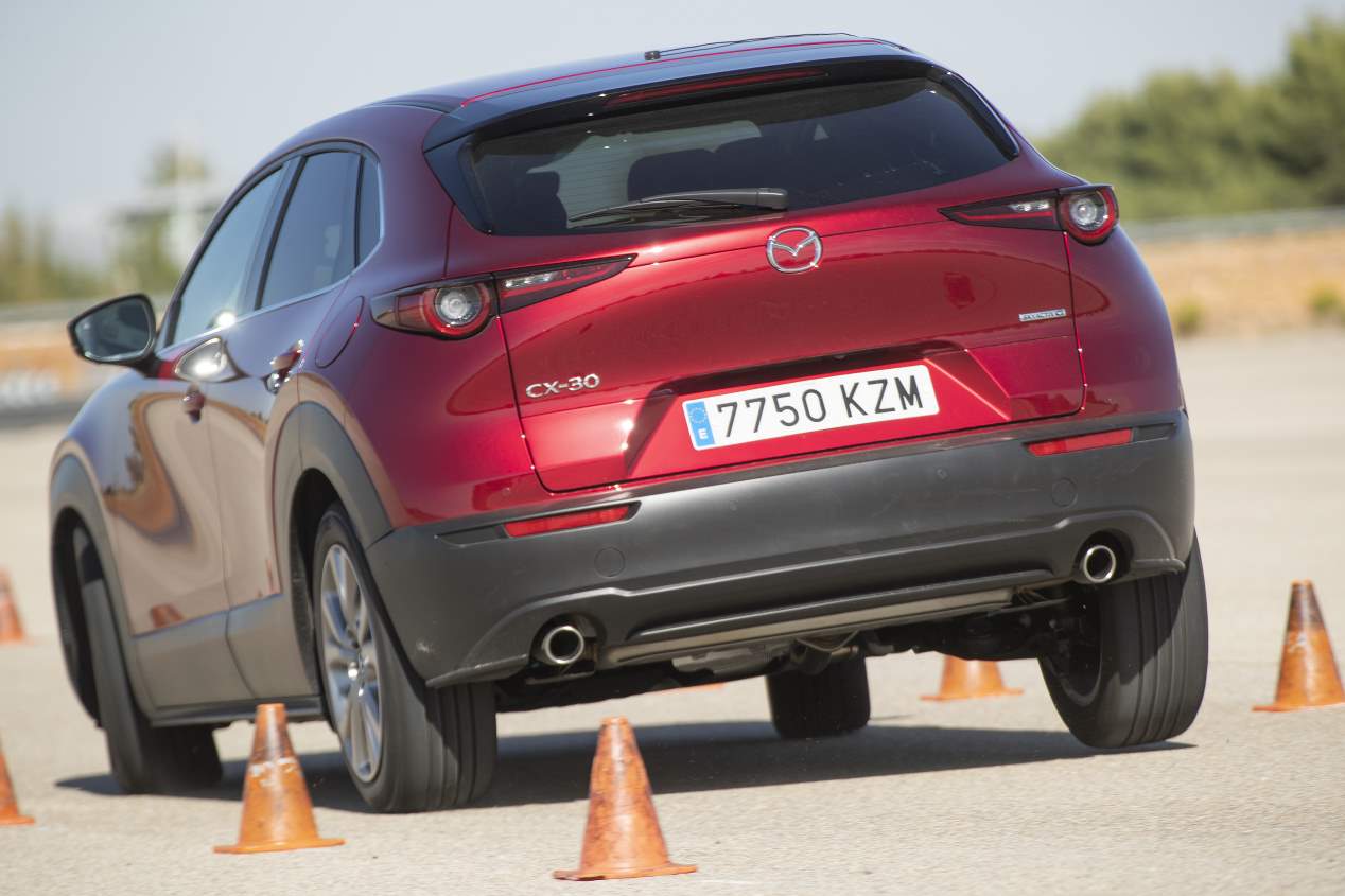 Mazda CX-30, Kia XCeed y Toyota C-HR: ¿cuál es mejor SUV? ¿Híbrido, micro-híbrido o gasolina?