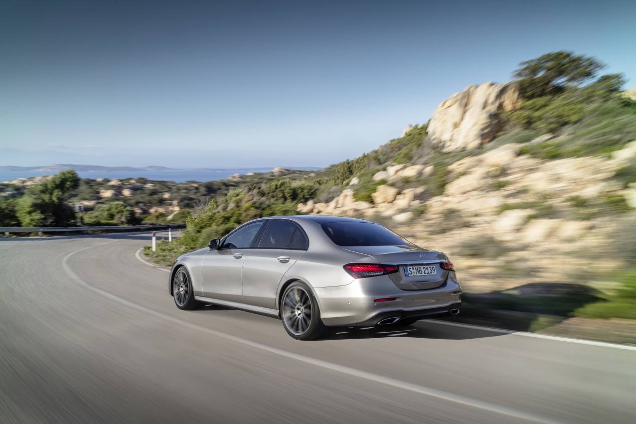 Oficial: Mercedes Clase E 2020, así se renueva la berlina