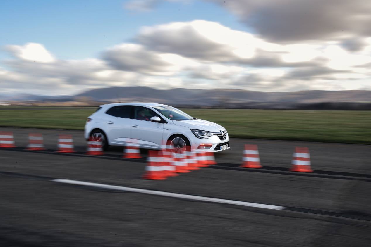 Comparativa: nuevo VW Golf 8 frente a Ceed, Astra y Mégane