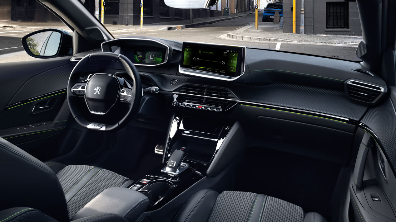 Por qué el Peugeot 208 es el mejor coche de Europa al ganar el Car of the Year 2020
