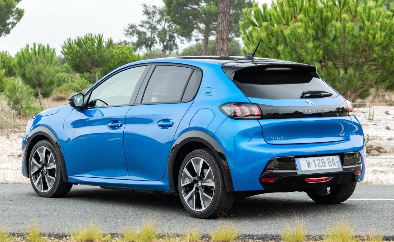 Peugeot 208 GTi 2021: así podría ser el nuevo utilitario deportivo 