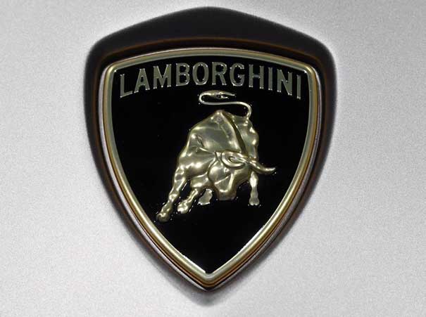 PSA y Lamborghini fabricarán respiradores, mascarillas y viseras de protección