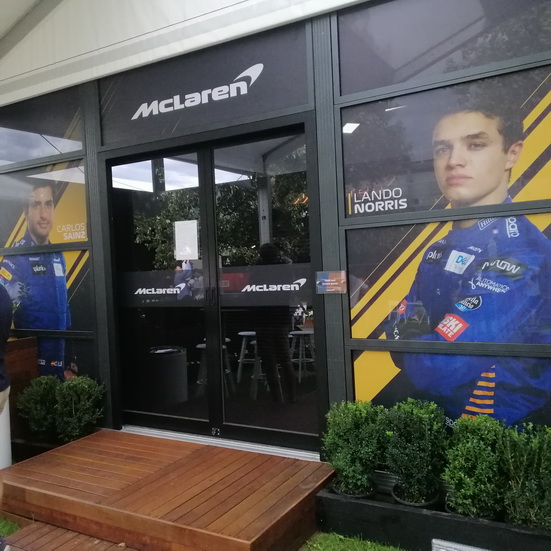 Carlos Sainz responde a 36 preguntas de todos los medios