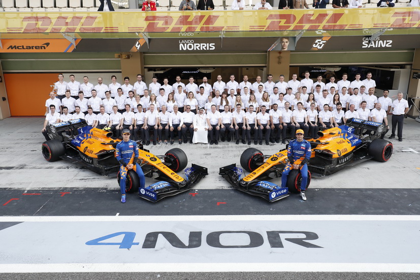 Carlos Sainz responde a 36 preguntas de todos los medios