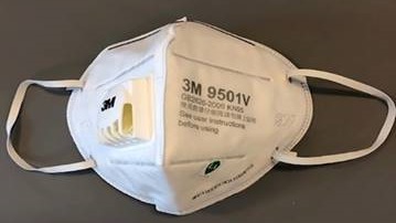 Las mascarillas que no debes usar en el coche: cuáles incumplen la normativa