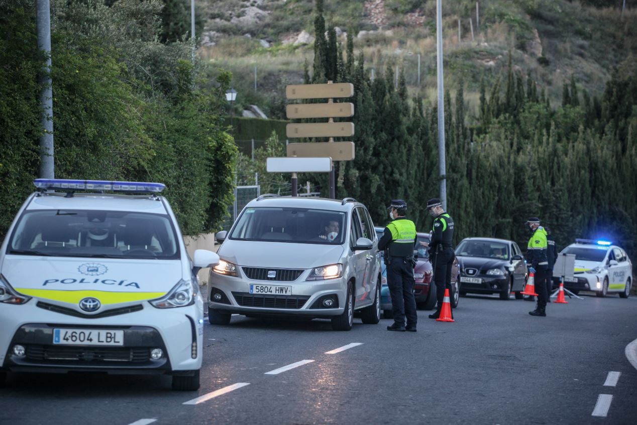 Cuándo es obligatorio el uso de mascarillas en el coche en todas las nuevas fases