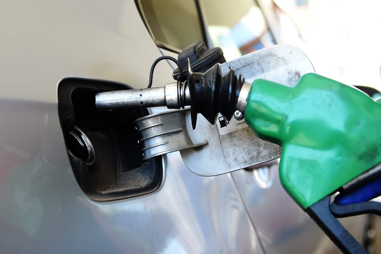 ¿Caduca la gasolina o el diésel en el coche? ¿Ha podido estropearse en este tiempo?