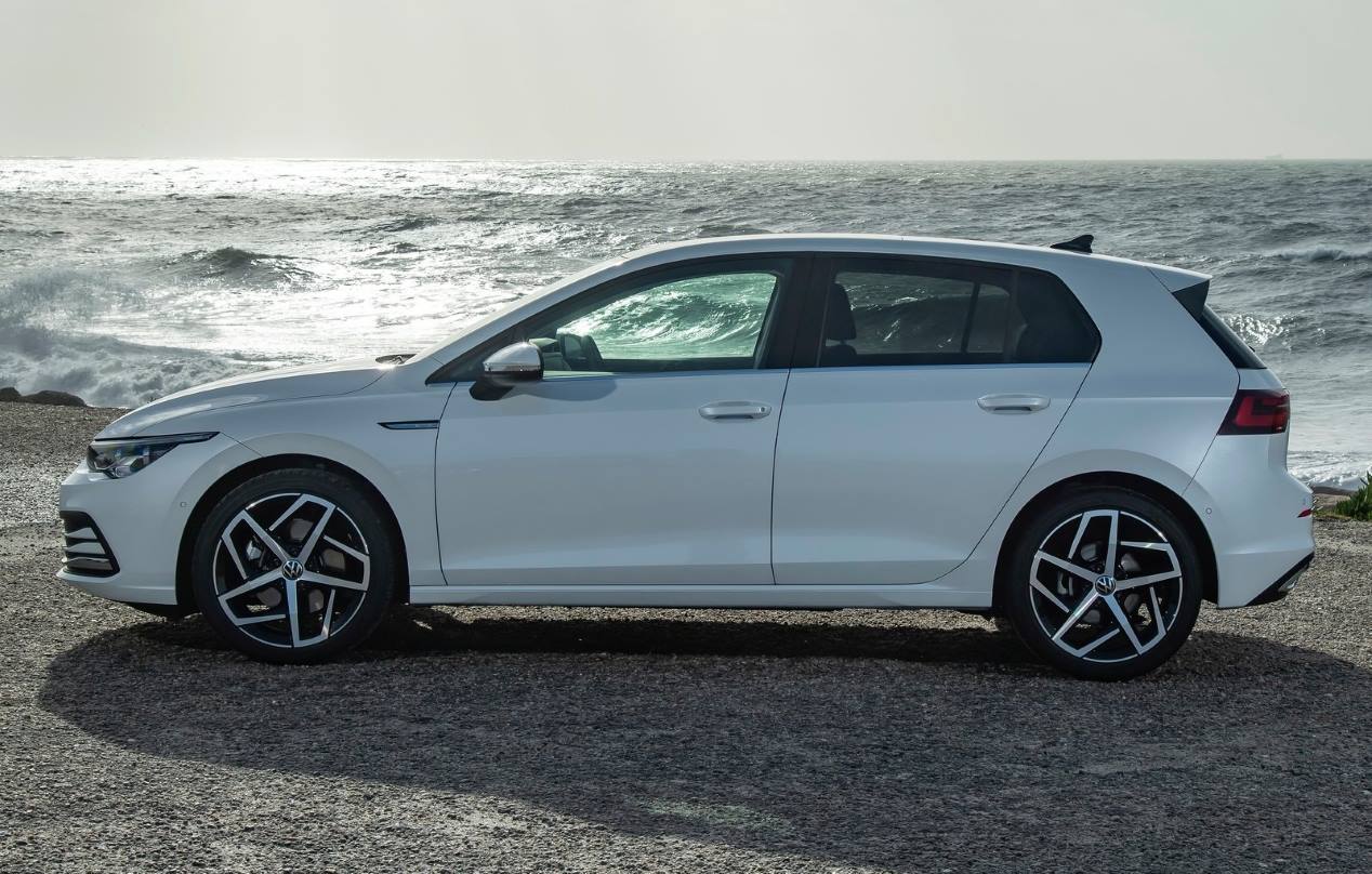 Nuevo VW Golf eTSI 150 CV microhíbrido de 48V: consumo real y primeras impresiones