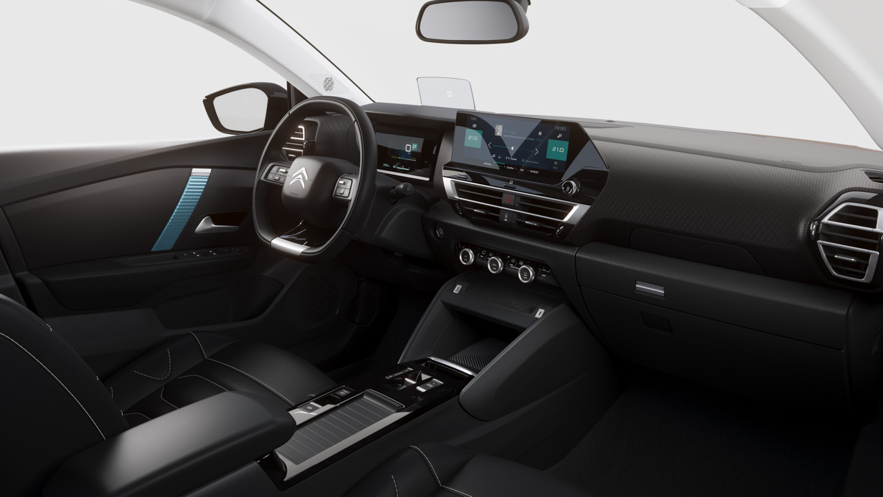 Citroën C4 & Peugeot 2008: duelo SUV en familia ¿Cuál interesa más?